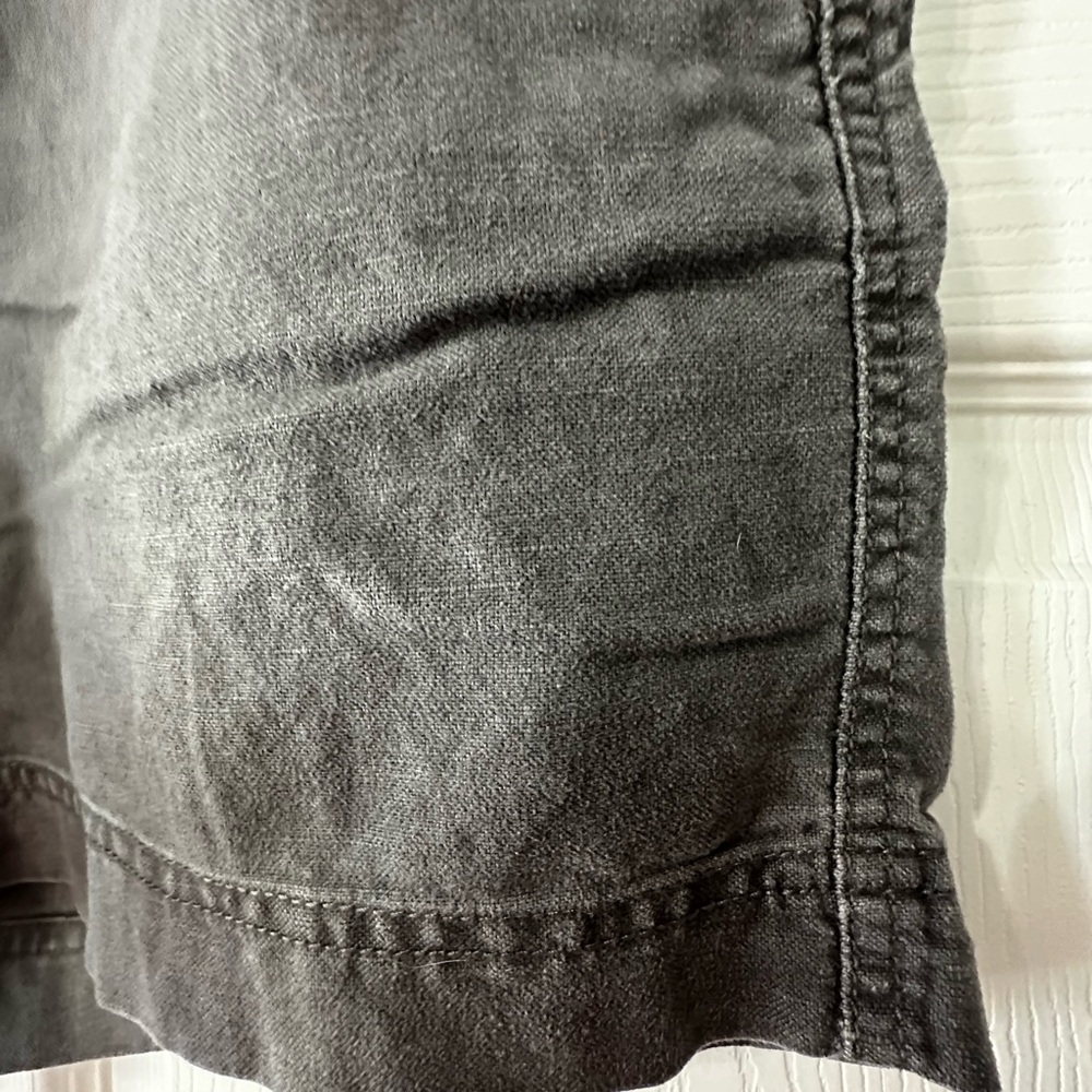 The North Face Gray Women's Shorts - Picture 5 of 10